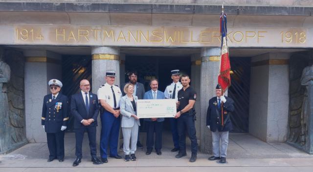 Remise cheque autorités 